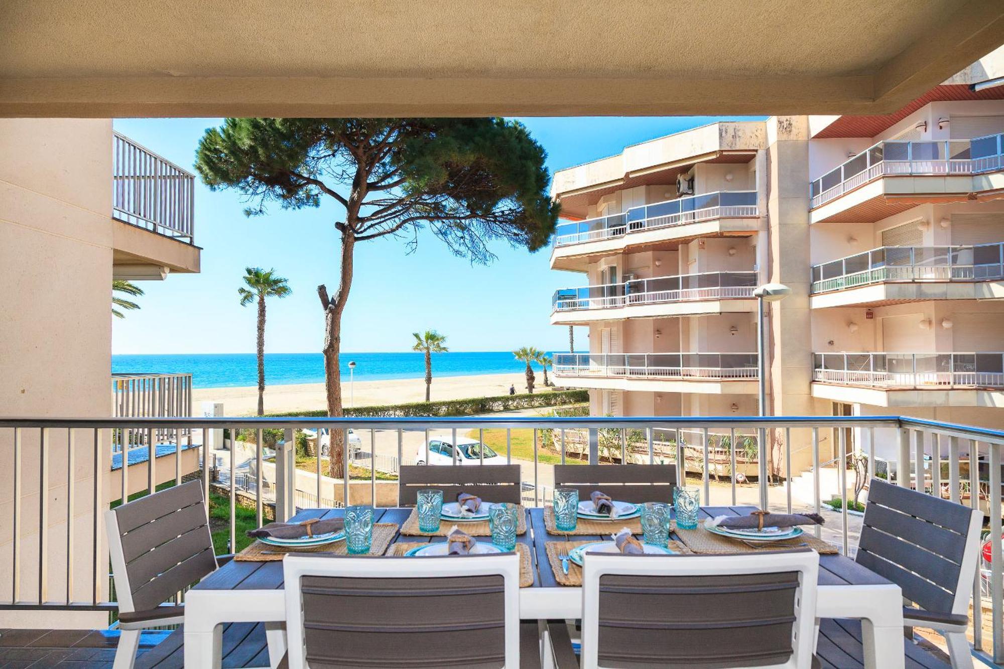 Uhc Dms Family Apartments Cambrils Luaran gambar