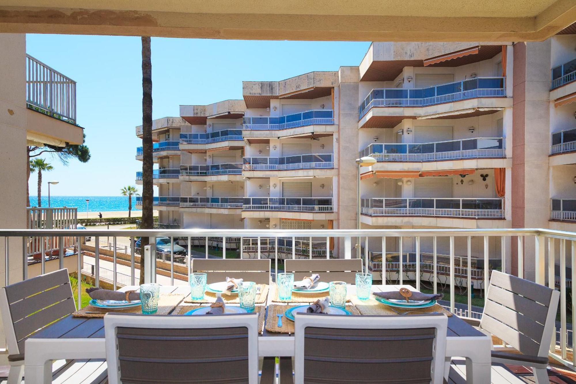 Uhc Dms Family Apartments Cambrils Luaran gambar