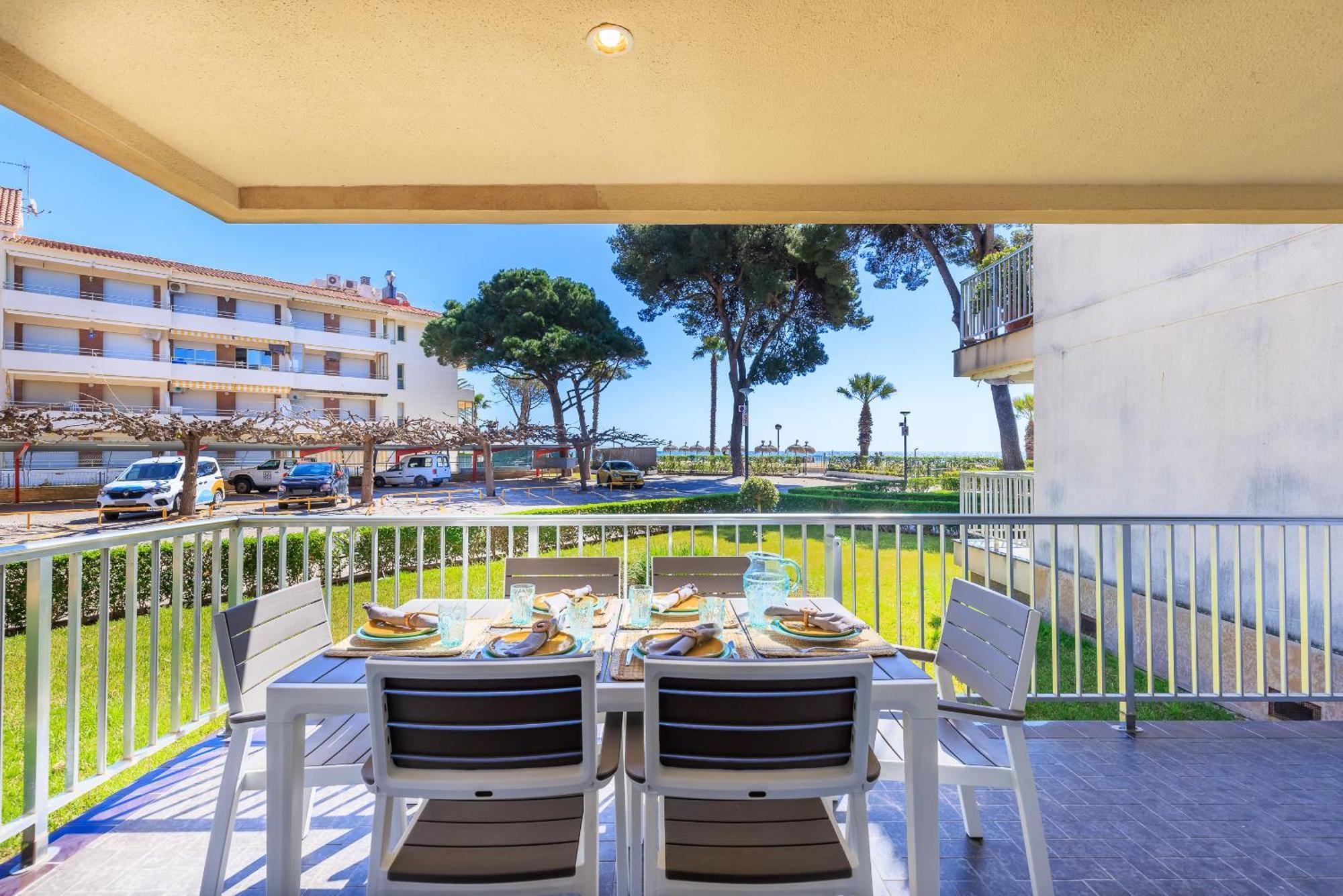 Uhc Dms Family Apartments Cambrils Luaran gambar