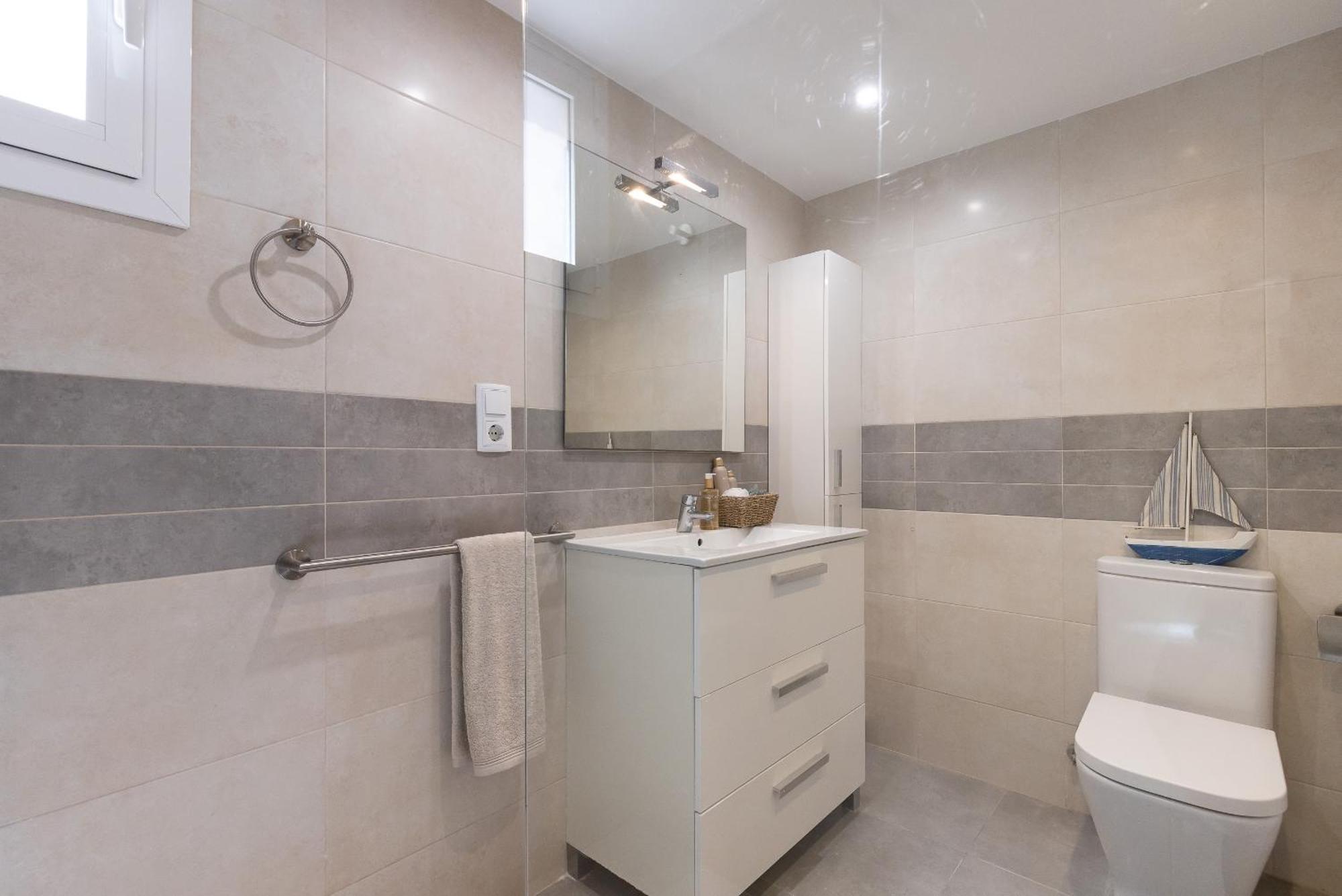 Uhc Dms Family Apartments Cambrils Bilik gambar