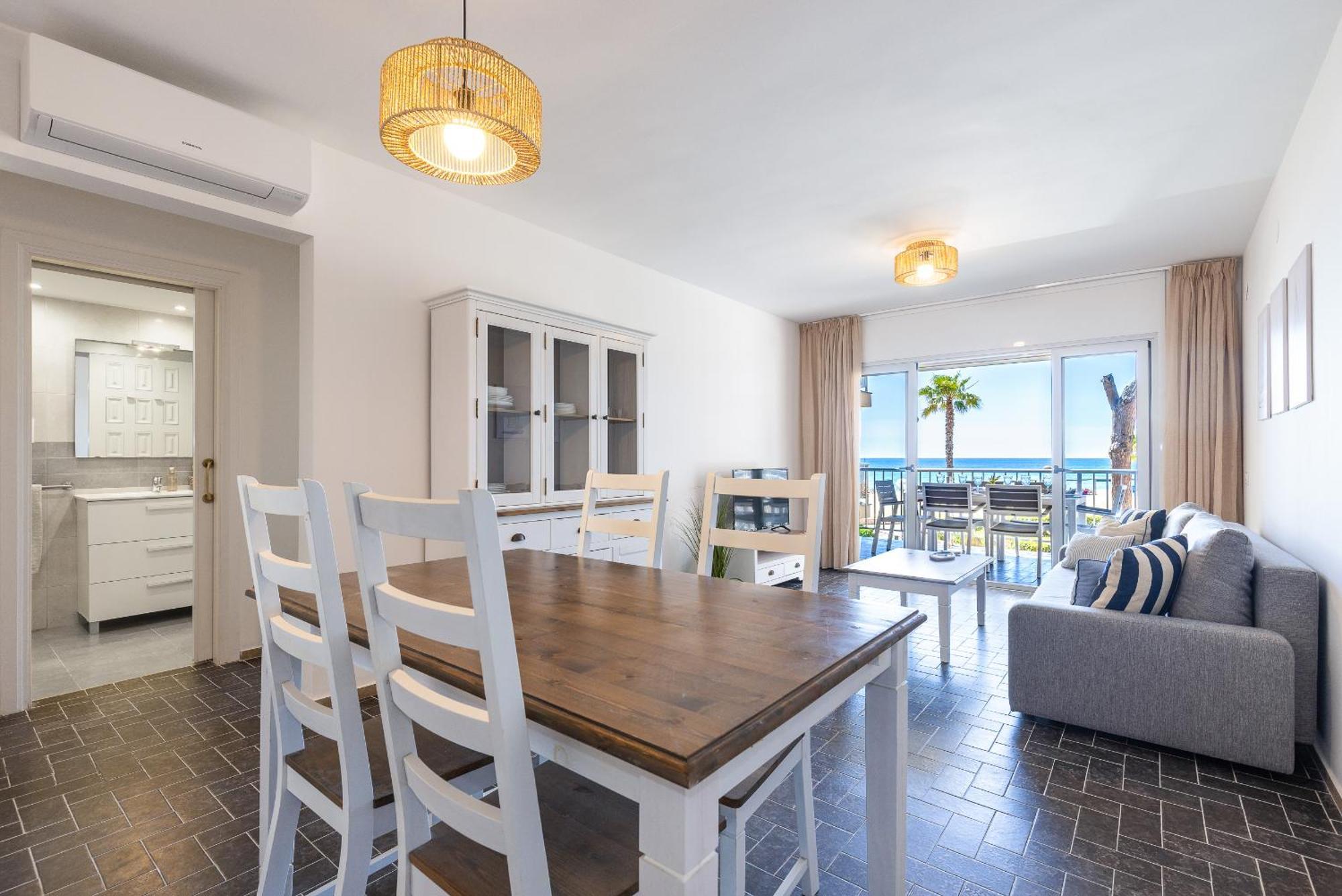 Uhc Dms Family Apartments Cambrils Bilik gambar