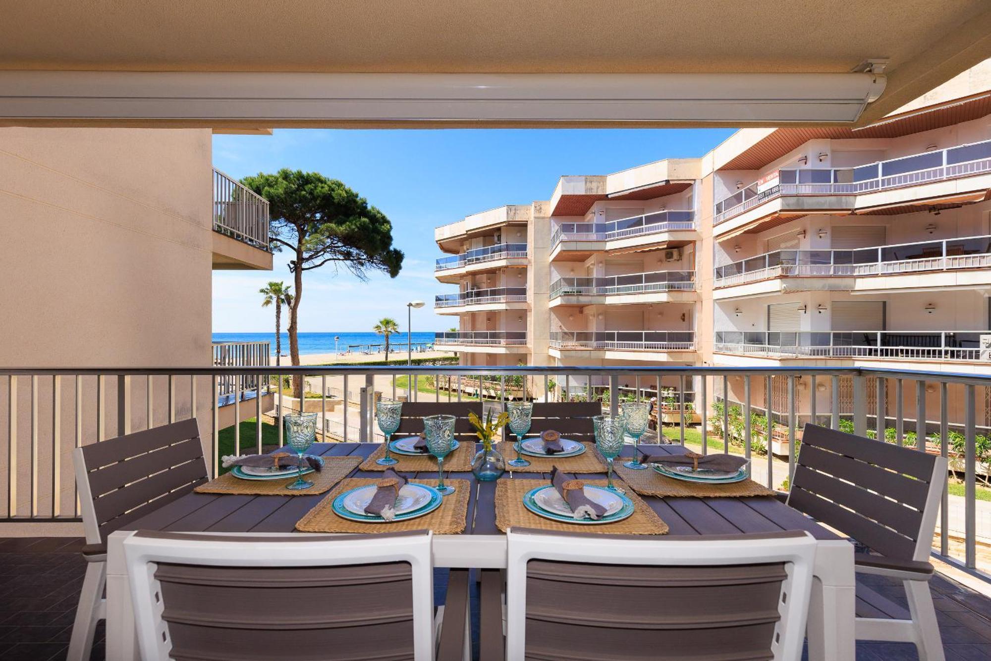 Uhc Dms Family Apartments Cambrils Bilik gambar